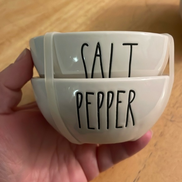 Rae Dunn Other - NWOT Rae Dunn Artisan Collection “Salt” & “Pepper” Mini Prep Bowls (14)